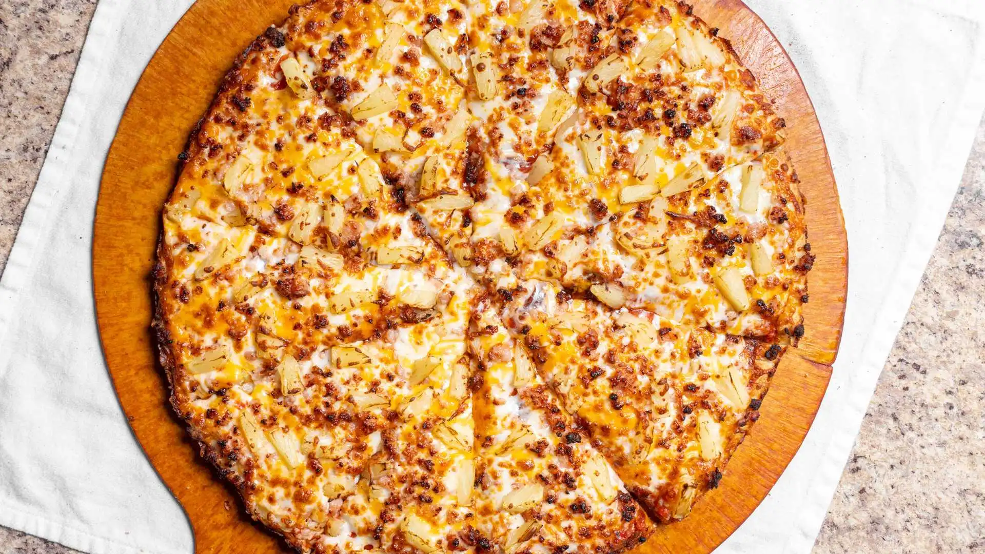 Freshly prepared halal Pakistani food The Kolachi Kitchen Winnipeg daily